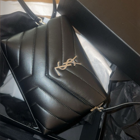 Black lulu Yves Saint Laurent Quilted Leather Shoulder Bag- AUTHENTIC - Picture 2 of 13